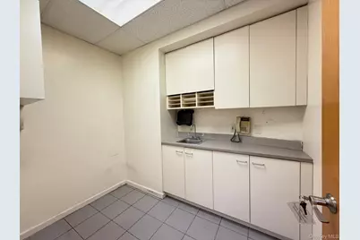 133-47 Sanford Avenue #1H, Flushing, NY 11355 - Photo 5