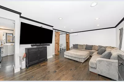 264 W End Avenue, Massapequa, NY 11758 - Photo 3