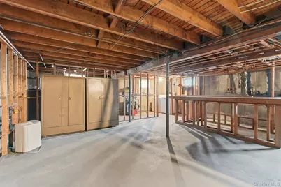 14 Starlight Court, West Babylon, NY 11704 - Photo 19