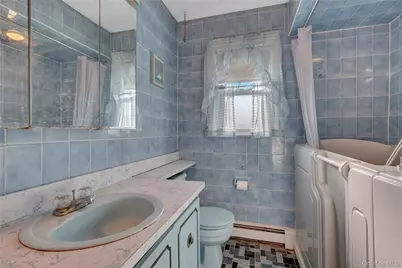 64 Nill Street, West Babylon, NY 11704 - Photo 13