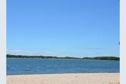 326 6th Street #Apt 1, Greenport, NY 11944 - Photo 11