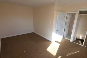 1075 Harrison St, Uniondale, NY 11553 - Photo 11