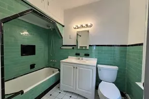 48 Huber Pl, Yonkers, NY 10704 - Photo 13