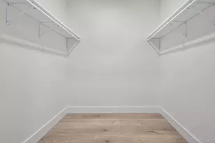 80 Division St, Patchogue, NY 11772 - Photo 13