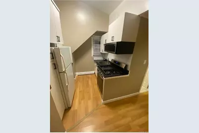 20 Central Avenue #2, Glen Cove, NY 11542 - Photo 1
