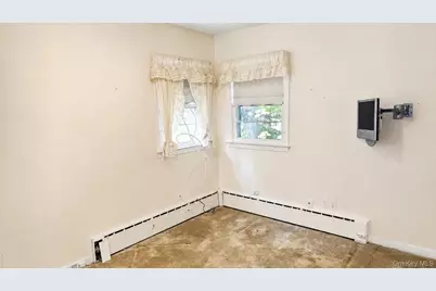 9 Sheep Pasture Lane, Huntington, NY 11743 - Photo 13