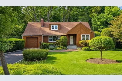 9 Sheep Pasture Lane, Huntington, NY 11743 - Photo 1