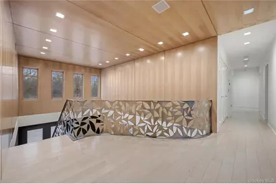 865 Barberry Lane, Woodmere, NY 11598 - Photo 19