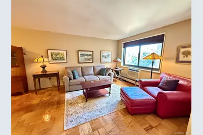 100 E Hartsdale Avenue #7RE, Hartsdale, NY 10530 - Photo 3