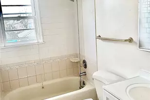 3 Soundview, New Rochelle, NY 10801 - Photo 5