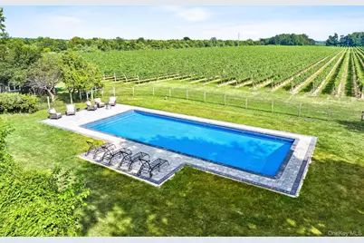 2600 Oregon Road, Mattituck, NY 11952 - Photo 3