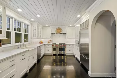 702 Croton Lake Road, Bedford Corners, NY 10549 - Photo 5