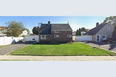 614 N Newbridge Road, Levittown, NY 11756 - Photo 1