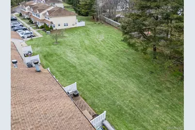 15 Gazebo Lane, Holtsville, NY 11742 - Photo 37