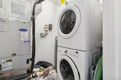 15 Gazebo Lane, Holtsville, NY 11742 - Photo 21