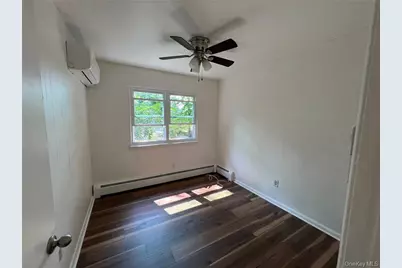 38 Hampton Court, Middletown, NY 10941 - Photo 13