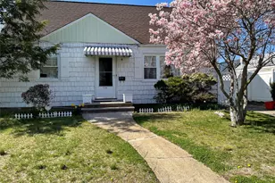 1134 S Everett St, Valley Stream, NY 11580 - Photo 1