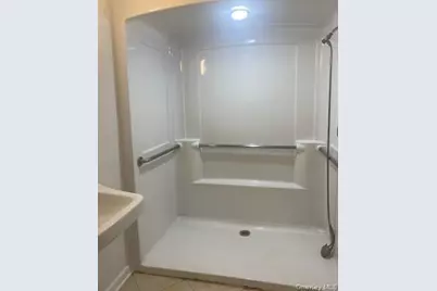 94 4th Avenue #105, Bay Shore, NY 11706 - Photo 11