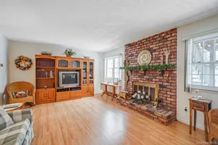 62 Canterbury Dr, Hauppauge, NY 11788 - Photo 25