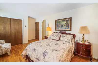 62 Canterbury Drive, Hauppauge, NY 11788 - Photo 37