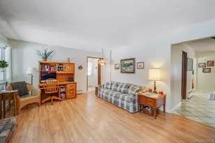 62 Canterbury Dr, Hauppauge, NY 11788 - Photo 27