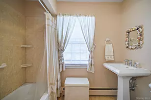 62 Canterbury Dr, Hauppauge, NY 11788 - Photo 39