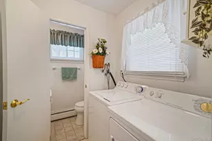 62 Canterbury Dr, Hauppauge, NY 11788 - Photo 29