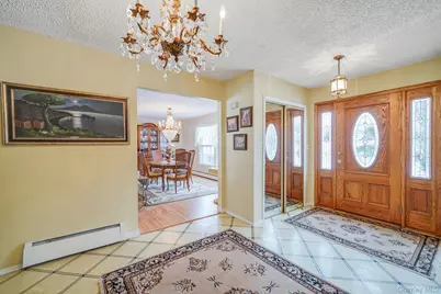 62 Canterbury Drive, Hauppauge, NY 11788 - Photo 17