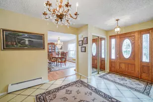 62 Canterbury Dr, Hauppauge, NY 11788 - Photo 17