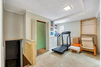 7 N Terrace Place, Valley Stream, NY 11580 - Photo 31