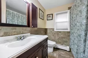 7 N Terrace Pl, Valley Stream, NY 11580 - Photo 29