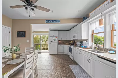 639 Ocean Breeze Walk, Ocean Beach, NY 11770 - Photo 7