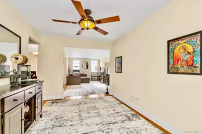 67-12 Yellowstone Boulevard #E8, Forest Hills, NY 11375 - Photo 3