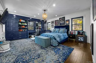 30 Wildwood Dr, Great Neck, NY 11024 - Photo 19