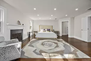 30 Wildwood Dr, Great Neck, NY 11024 - Photo 13