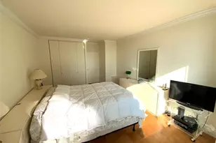 269-10 Grand Central Pkwy, Floral Park, NY 11005 - Photo 13