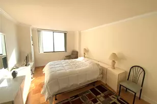 269-10 Grand Central Pkwy, Floral Park, NY 11005 - Photo 11