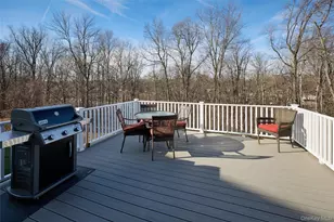 40 Evan Ct, Fishkill, NY 12524 - Photo 35