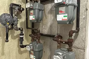 60-14 Menahan St, Ridgewood, NY 11385 - Photo 11