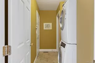 23 Goose Neck Ln, Riverhead, NY 11901 - Photo 13