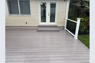 1550 Cleveland Avenue, East Meadow, NY 11554 - Photo 19