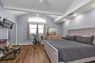 1550 Cleveland Ave, East Meadow, NY 11554 - Photo 9