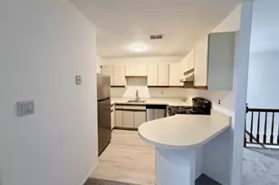 42 Greenmeadow Dr, Babylon, NY 11702 - Photo 3