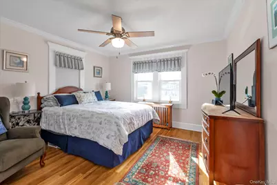 51 Huntington Avenue, Lynbrook, NY 11563 - Photo 13