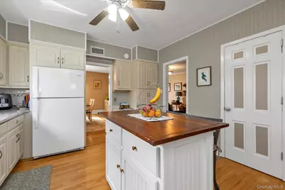 51 Huntington Avenue, Lynbrook, NY 11563 - Photo 9