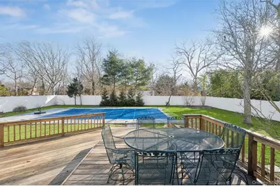 7 Huckleberry Lane, Hampton Bays, NY 11946 - Photo 17