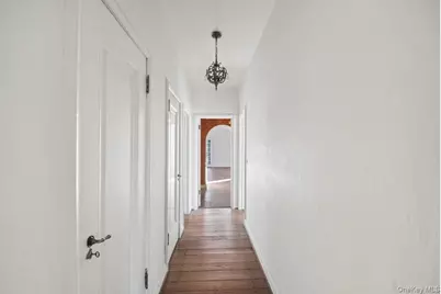 243 Summit Avenue, Mount Vernon, NY 10552 - Photo 17