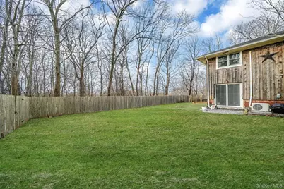 38 Groveland Park Boulevard, Sound Beach, NY 11789 - Photo 27