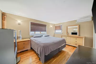 38 Groveland Park Boulevard, Sound Beach, NY 11789 - Photo 15