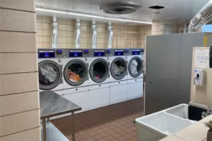 17-85 215th St, Bayside, NY 11360 - Photo 29